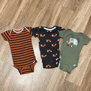 Gerber Orange Stripes and Fox Print onesie 12 months (3total)